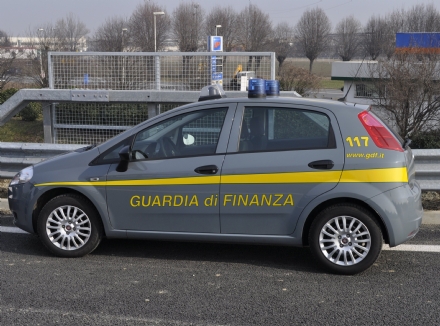 ALPIGNANO - Commerciante organizza una lotteria clandestina: denunciato dalla Finanza