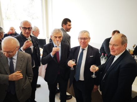 VENARIA - Il brindisi di Regione, Scr e Asl To3 per il completamento del polo sanitario