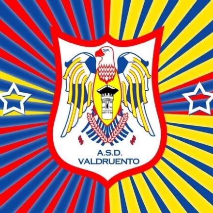 DRUENTO - La ValDruento inaugura il suo campo in erba sintetica