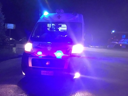 INCIDENTE A VENARIA - Colto da malore mentre guida: auto esce di strada. Ricoverato in ospedale