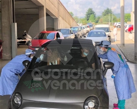 TORINO-VENARIA - Nel piazzale dello Juventus Stadium il primo drive-through per tamponi rapidi