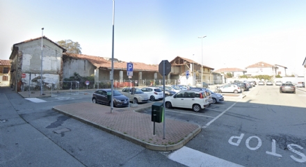 CASELLE - In manette il ladro di benzina: suoi i colpi in piazza Garambois?