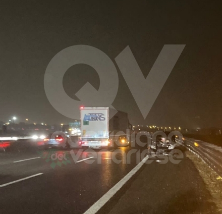 INCIDENTE MORTALE IN TANGENZIALE - Scontro fra due auto: muore 27enne di BORGARO - FOTO