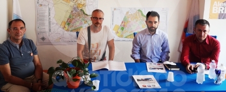 VENARIA - Il «Progetto Civico» presenta il programma e battezza la sede: l'ex edicola del Viale