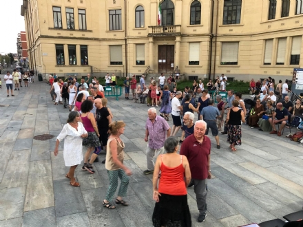VENARIA - «Venaria Viva Estate»: questa sera tornano le danze occitane e popolari