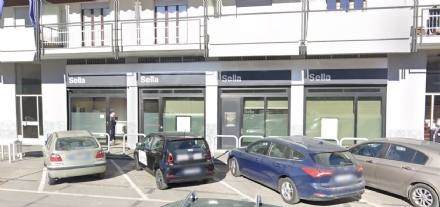 RIVOLI - Provano a rapinare la banca ma la cassaforte temporizzata li fa scappare