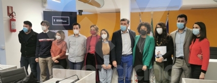 BORGARO - In sala consiliare premiati otto neo laureati, «eccellenze borgaresi»