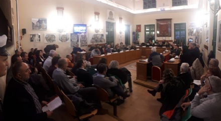 VENARIA - Tante domande ma poche risposte certe dopo il consiglio aperto sul polo sanitario