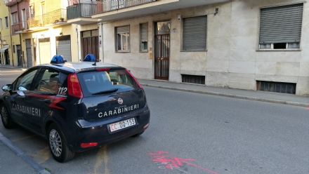 VENARIA - Tentata rapina allo studio immobiliare: due donne minacciate con la pistola