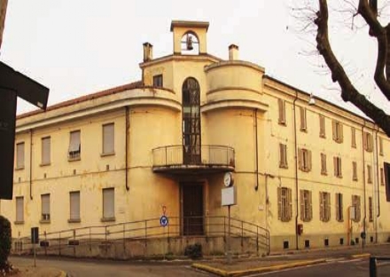 CASELLE - Sorpresi ad entrare nell'ex Baulino, aggrediscono i carabinieri: arrestati