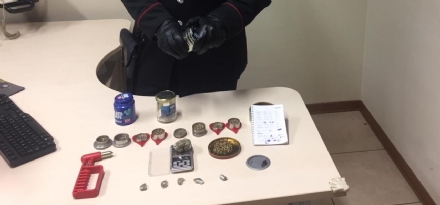 RIVOLI - Controlli anti droga al Darwin e al Natta: uno studente denunciato per spaccio