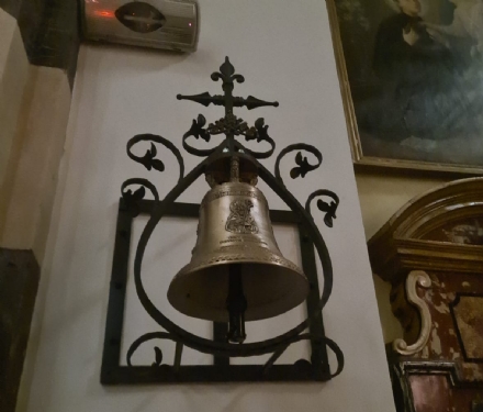 PIANEZZA - Domani la posa della campana a San Pancrazio con Silvia Mezzanotte, ex Matia Bazar