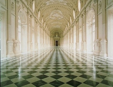 VENARIA - La Reggia non chiude neanche a Ferragosto