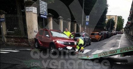 VENARIA - Dopo l'ennesimo incidente, torna la polemica sulla sicurezza in via Zanellato