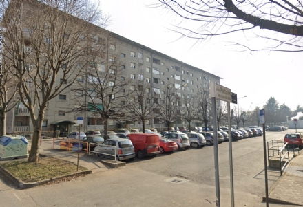 COLLEGNO - Minacciano di far esplodere la palazzina per evitare lo sgombero dell'alloggio: due arresti