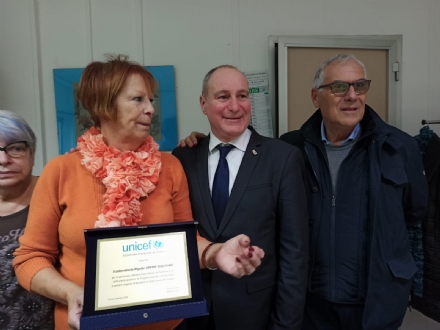 COLLEGNO - L'Unicef premia le pigotte collegnesi