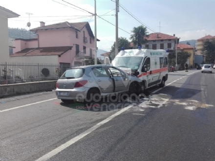 INCIDENTE MORTALE A LANZO - Auto contro ambulanza: muore un uomo di Mathi, tre feriti sul mezzo di soccorso
