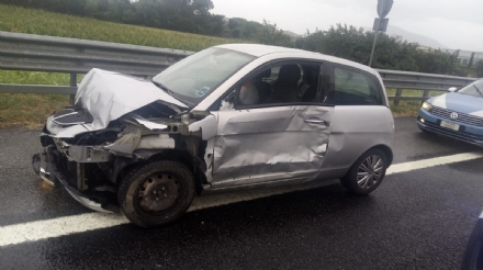 RIVOLI - Incidenti a raffica in tangenziale: bilancio di quattro feriti - FOTO