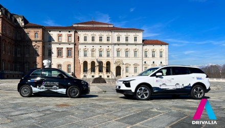 VENARIA - Una Reggia sempre più green: nel parcheggio «A» quattro nuove colonnine per le auto elettriche