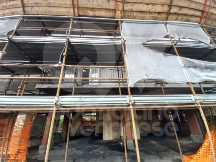INCENDIO A VENARIA Nel cantiere Atc di via San Marchese: danni importanti - FOTO