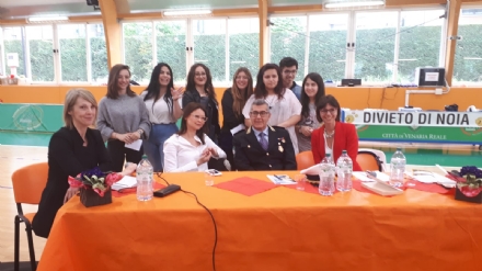 VENARIA - Lucia Annibali alle scuole: «La violenza sulle donne e di genere è un problema culturale»