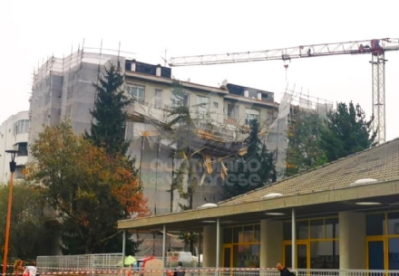 RIVOLI - Morto dopo il crollo del ponteggio in viale Carrù: sei persone indagate