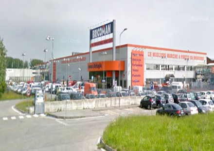 GRUGLIASCO - Pensionata finisce in ospedale per colpa di un Labrador: proprietaria a processo