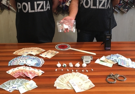 TORINO-RIVOLI - 600 grammi di cocaina in auto, altre dosi in casa: arrestato 35enne rivolese