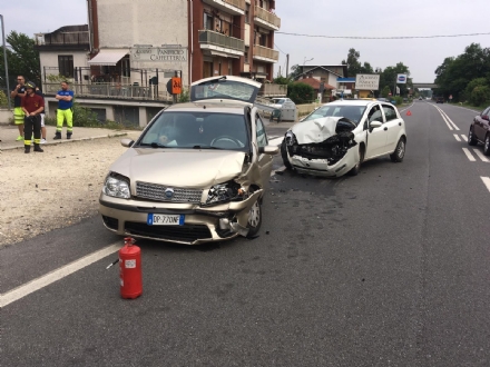 CAFASSE - Scontro sulla Direttissima: due auto coinvolte, una donna ferita