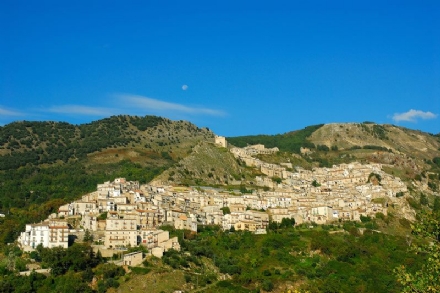 VENARIA - Domani la firma del «Patto d'Amicizia» con San Donato di Ninea