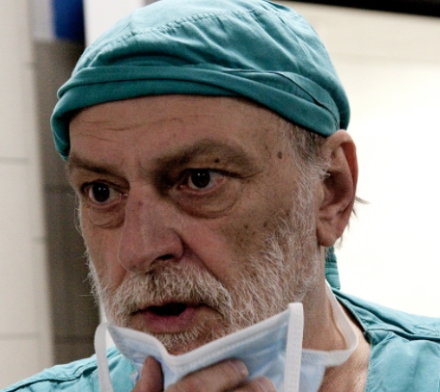 COLLEGNO - Il consiglio approva le mozioni su Gino Strada e di condanna contro ogni tipo di violenza