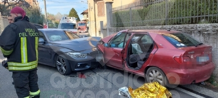 INCIDENTE A MONASTEROLO DI CAFASSE - Scontro fra due auto: tre persone ferite