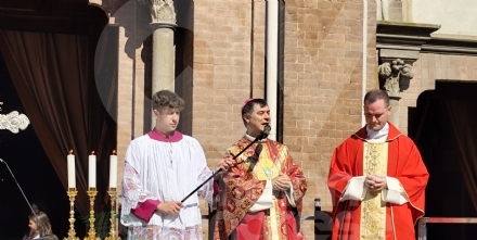 VENARIA - La Patronale dei Santi Marchese e Lorenzo caratterizzata dalla visita dell'Arcivescovo - FOTO