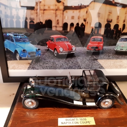 VENARIA - «Auto Mini Retrò»: una particolare mostra fra modellini e fotografie