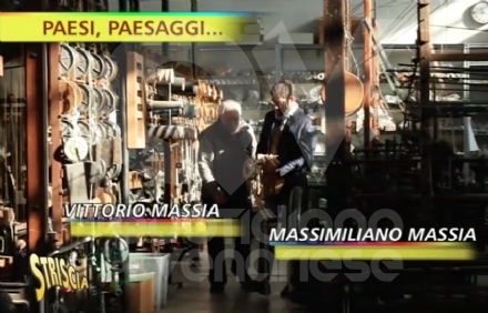 PIANEZZA - La storia della «Passamaneria Massia» raccontata a «Striscia la Notizia» - FOTO