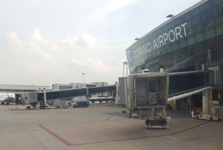 CASELLE - In aeroporto prende un Rolex e un bracciale di un'altra passeggera: niente processo grazie alla «Cartabia»