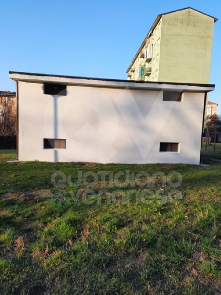 VENARIA - Degrado: al via la riqualificazione delle torrette Enel, da tempo in mano ai vandali