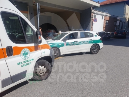 VENARIA - Pensionato cade appena uscito dal supermercato: trasportato in ospedale