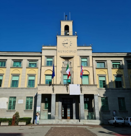 VENARIA - Il consiglio ricorda le vittime dell'alluvione in Emilia Romagna e la strage di Capaci