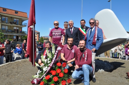 BORGARO - Il monumento al Grande Torino di via Gramsci sarà modificato entro febbraio