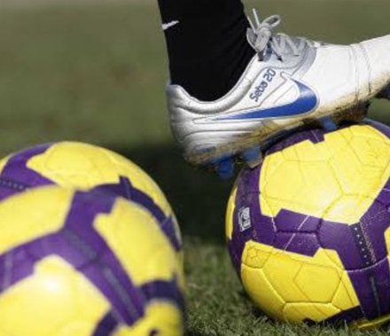 CALCIO - Follia in campo: testata del dirigente del BORGARO al giovane calciatore del VENARIA