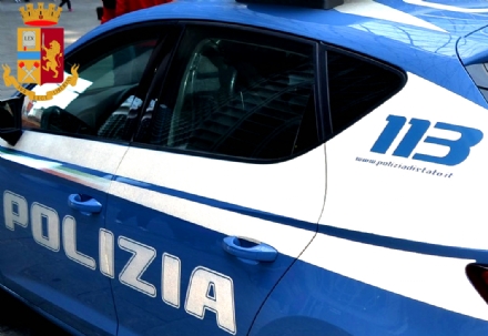 RIVOLI - Entra nel camper e trova un uomo: arrestato dalla polizia