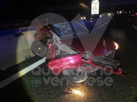 DOPPIO INCIDENTE IN TANGENZIALE A RIVOLI - Quattro veicoli coinvolti, due feriti - FOTO