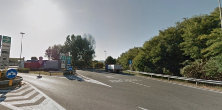 TRAGEDIA IN TANGENZIALE - Colto da infarto, accosta per non causare incidenti: morto 48enne