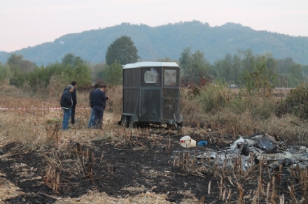 CHIVASSO-VARISELLA - Pastori uccisi a bastonate e abbandonati in un campo: caccia agli assassini
