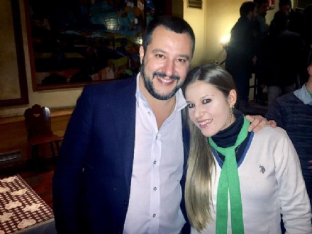 RIVOLI - «Io sto con Salvini»: la raccolta firme della Lega a difesa del suo Ministro