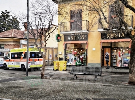 VENARIA - Muore di infarto mentre attende di essere servito in farmacia