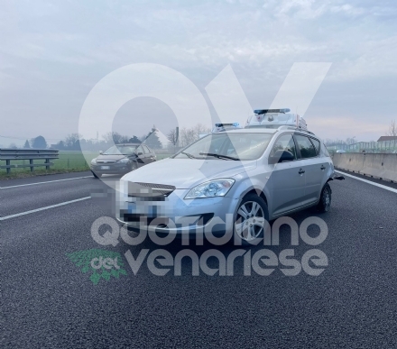 INCIDENTE IN TANGENZIALE A RIVOLI - Scontro fra due auto: una persona ferita - FOTO