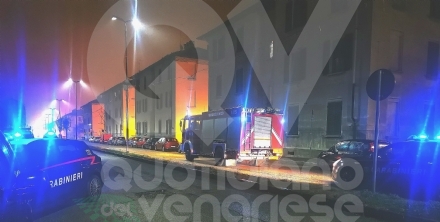 VENARIA - Sospetta fuga di gas in una palazzina di viale Buridani: residenti in strada a scopo precauzionale