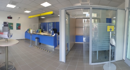 GRUGLIASCO - Il nuovo ufficio postale di via Di Vittorio: senza barriere architettoniche e più sicuro